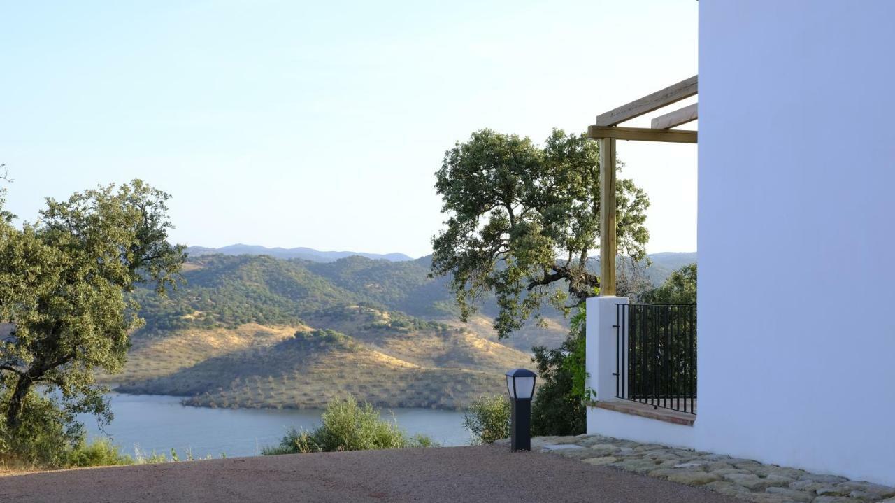 Casas De Alisne Guest House Almodovar del Rio Exterior photo