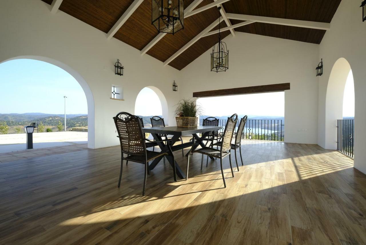 Casas De Alisne Guest House Almodovar del Rio Exterior photo