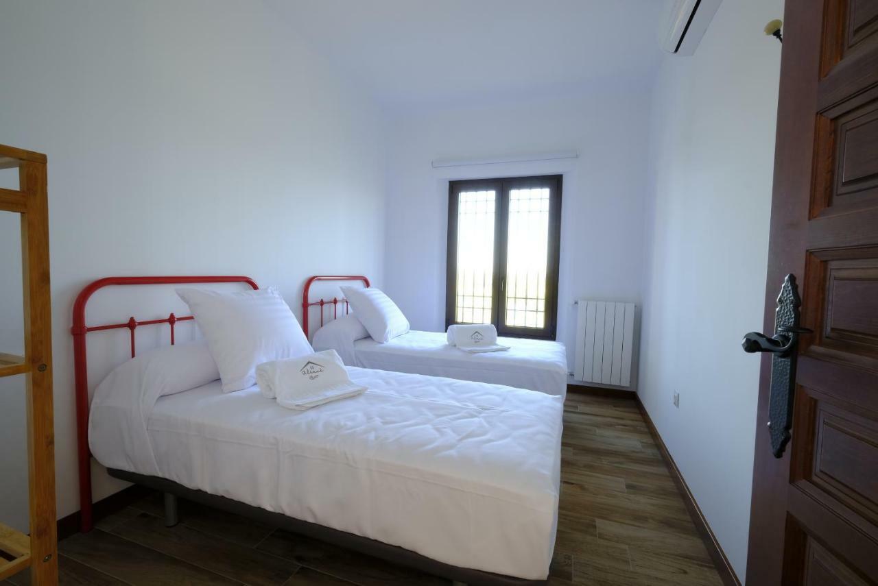 Casas De Alisne Guest House Almodovar del Rio Exterior photo