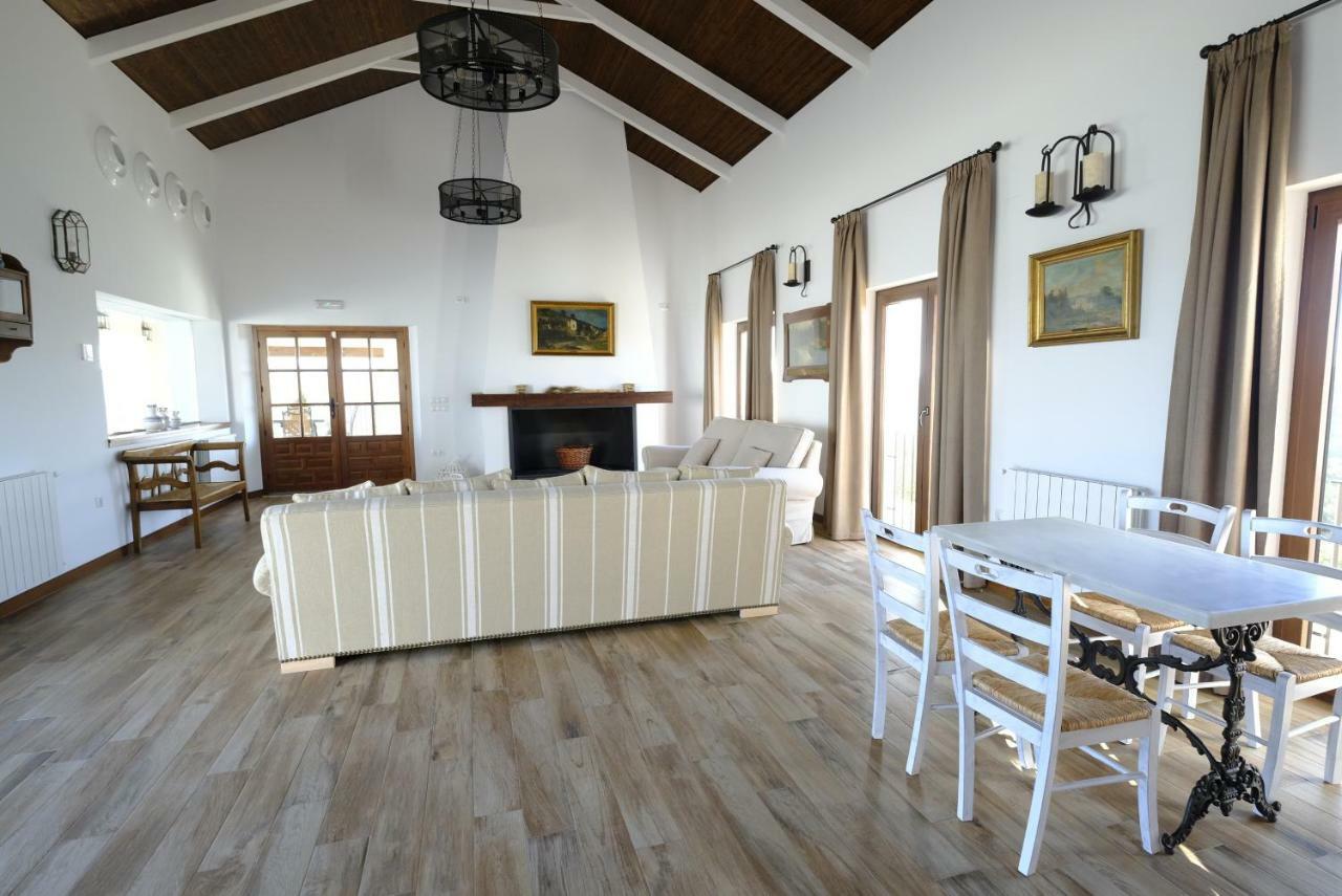 Casas De Alisne Guest House Almodovar del Rio Exterior photo
